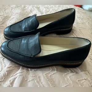 Cole Haan The Go-To Loafer Black Leather Size 7.